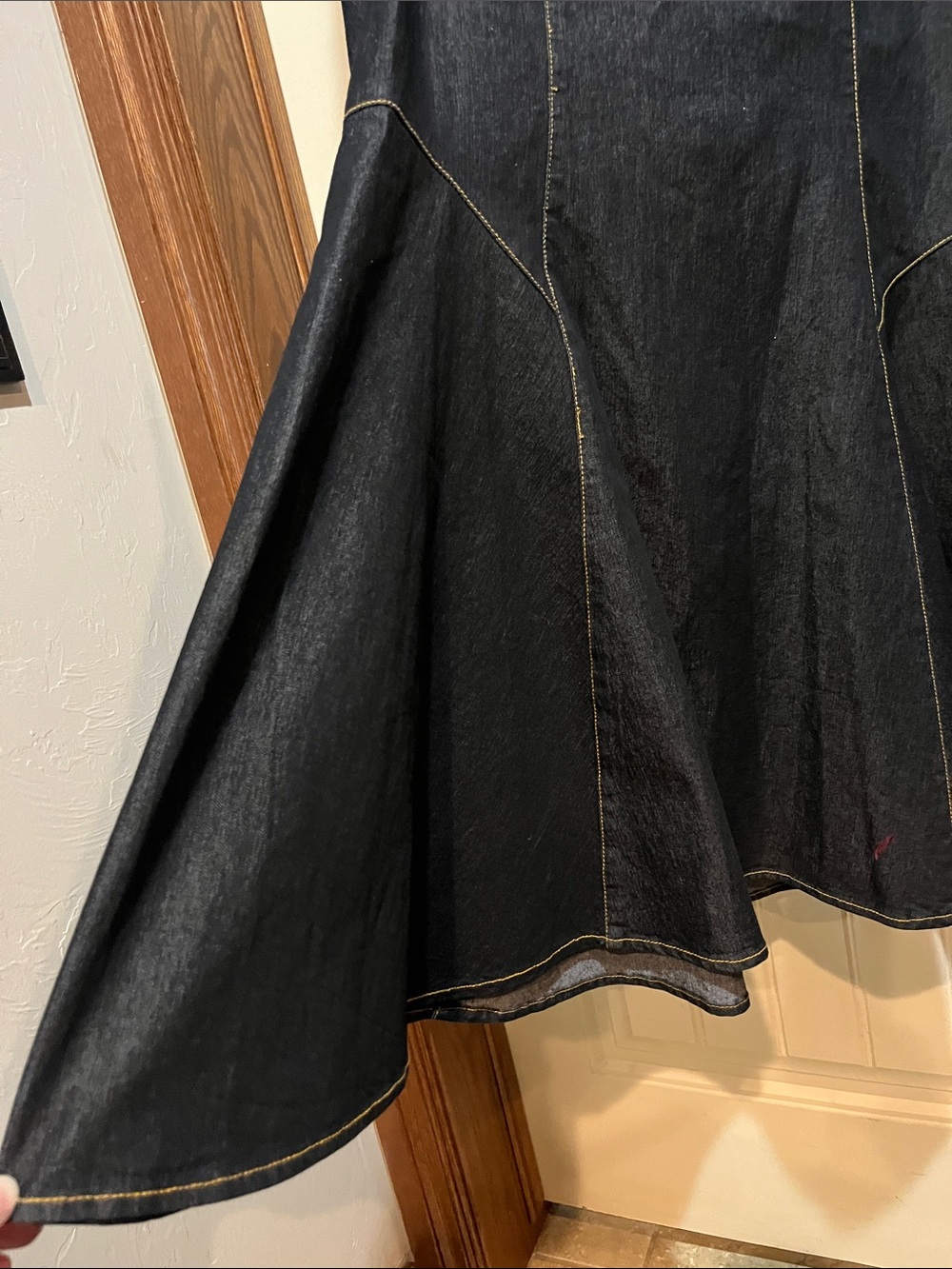 Bisou Bisou Flared Mermaid Denim
Long Jean Skirt Michele Bohbot size 12 women’s - Picture 3 of 8